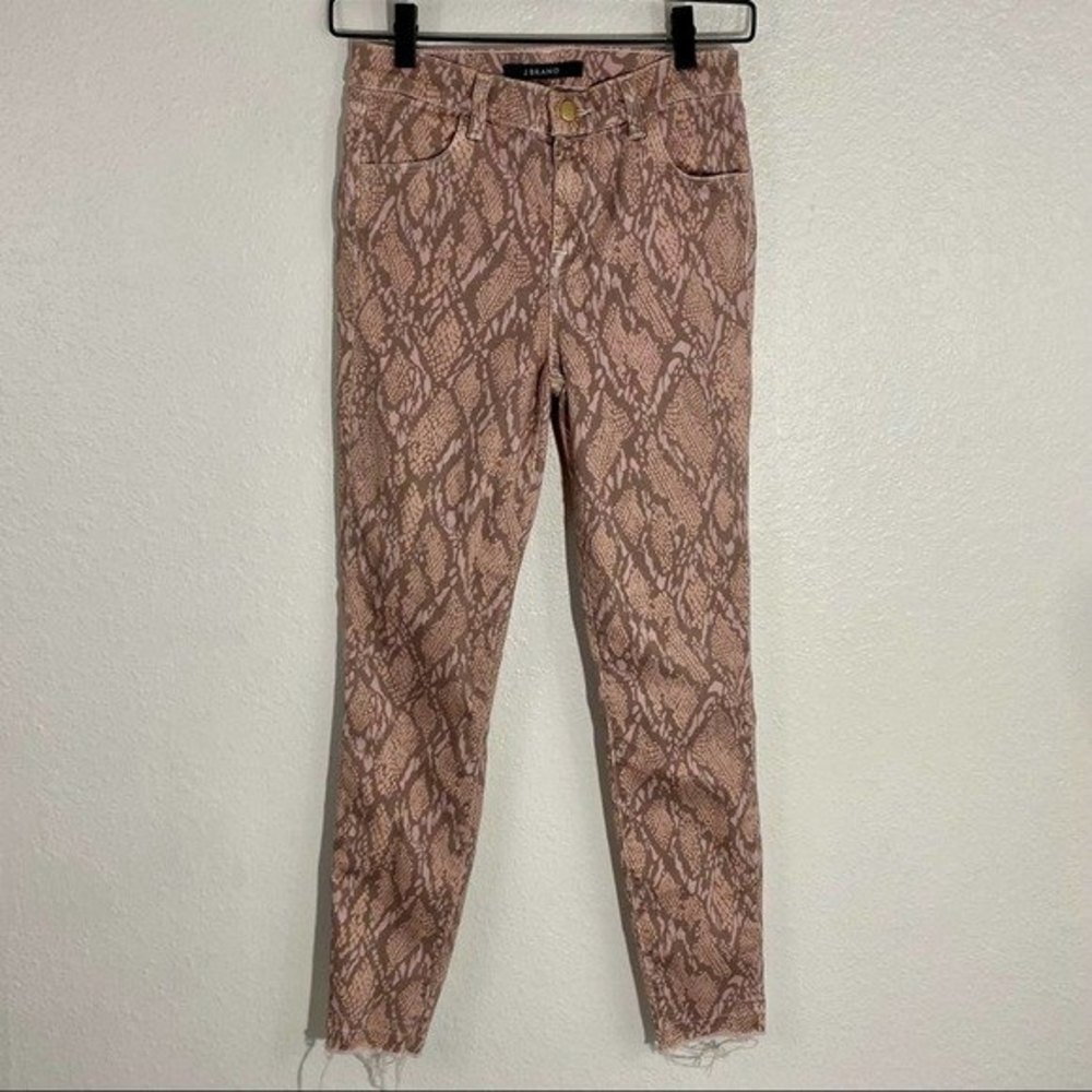 J Brand ALANA Pink Adder Skinny Jeans Women's Size 26 Raw Hem Snake Print